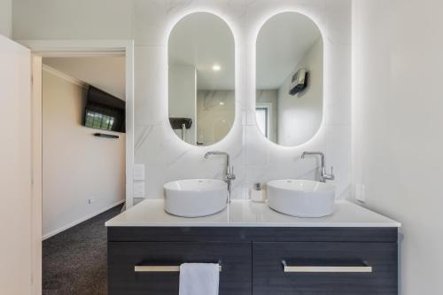 39Carmine Five Star 4 bedroom Holiday Home — 4-Star Luxury Hotel in Richmond, New Zealand