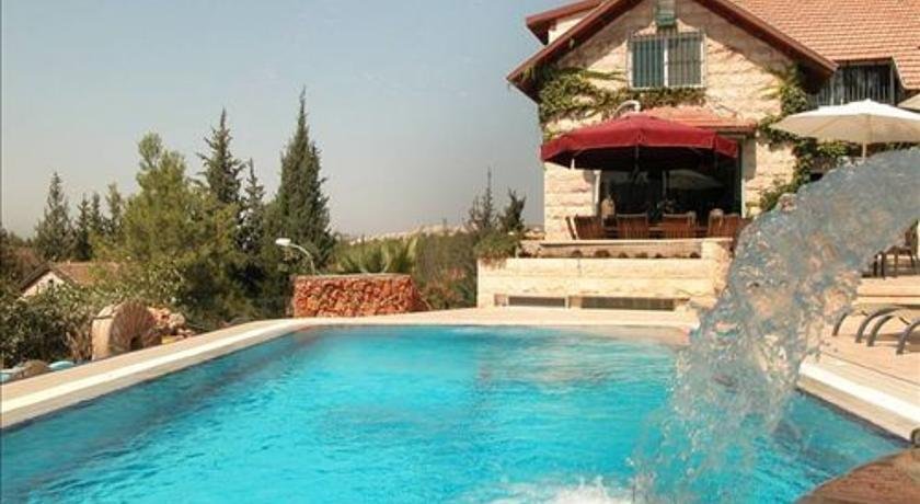Jerusalem Mansion - carbon neutral hotel in Jerusalem