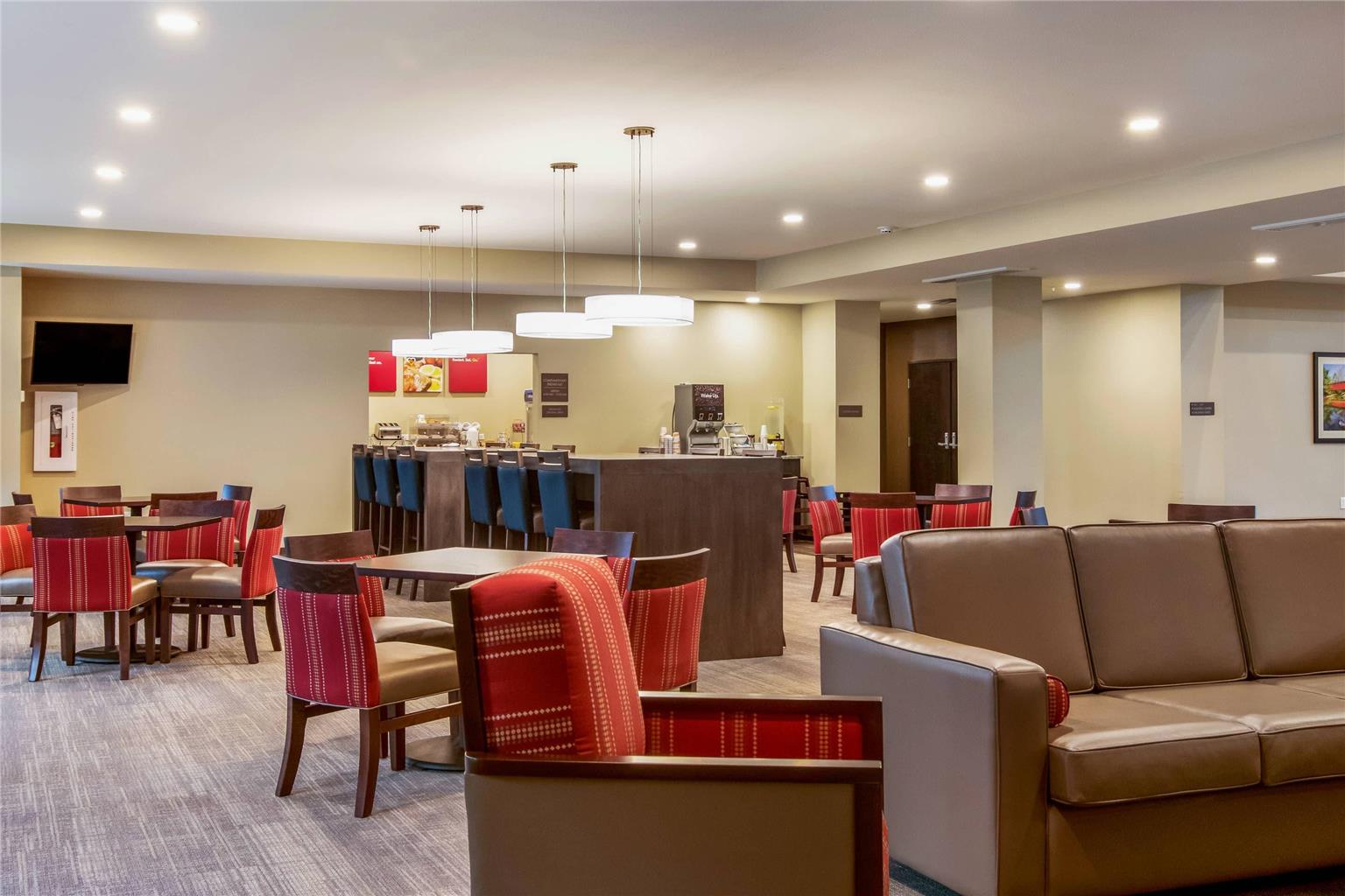 Comfort Suites Wooster near University Campus - photo 45
