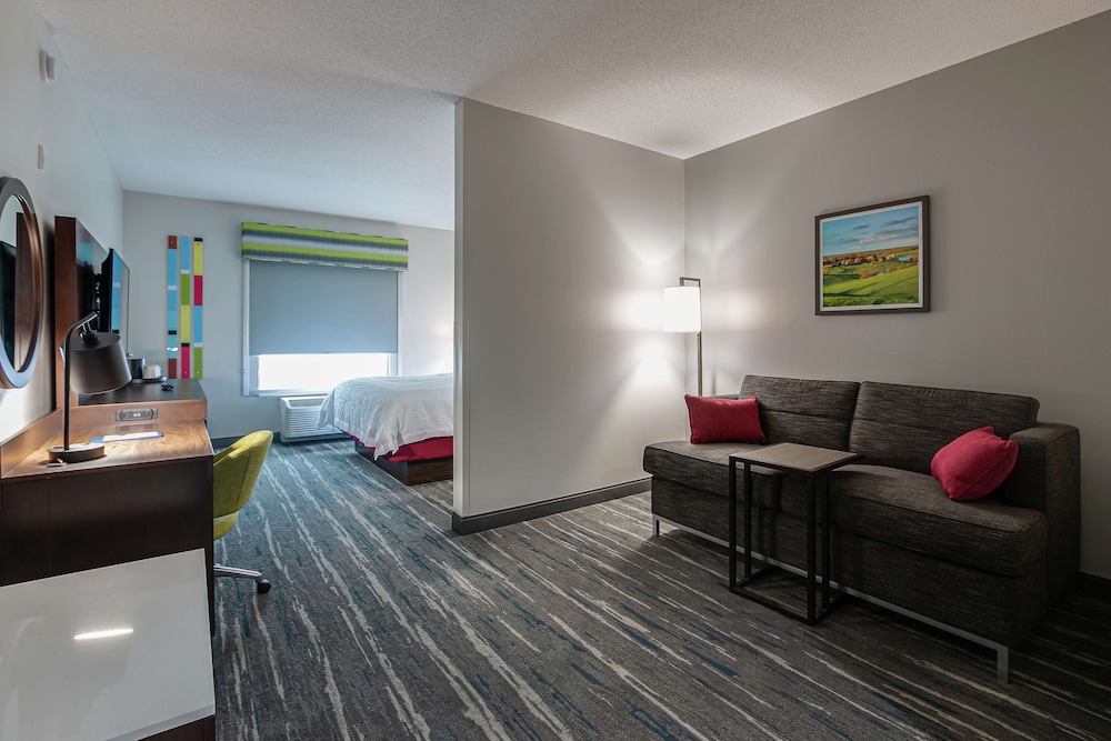 Hampton Inn Oak Grove Fort Campbell - photo 8