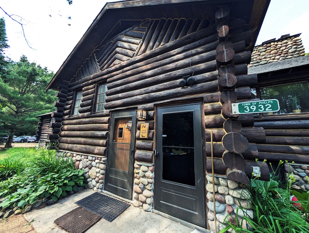 Coadys' Point of View Lake Resort - photo 195