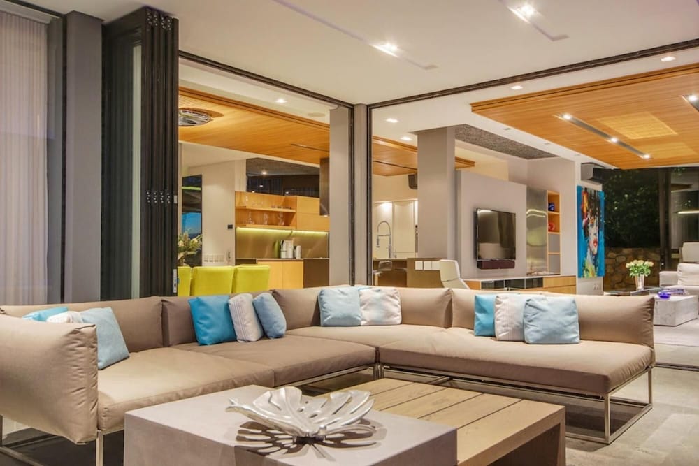 Luxurious Villa Over 3 Levels With Lift Geneva House