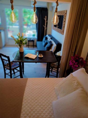 Angel's Suites — 4-Star Luxury Hotel in Samos, Greece