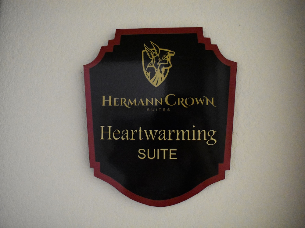 Hermann Crown Suites - photo 196