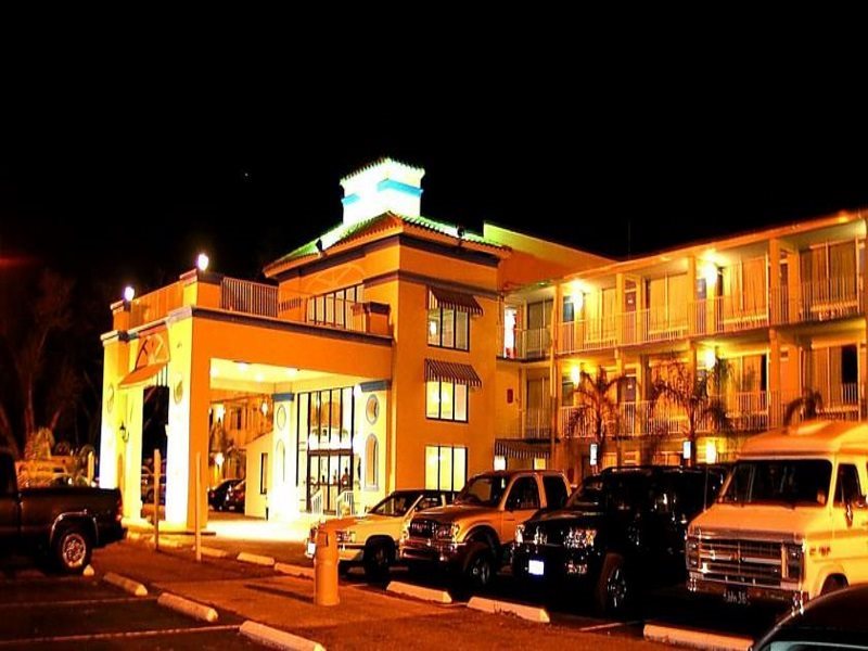 Howard Johnson Inn Tropical Palms Kissimmee - photo 21