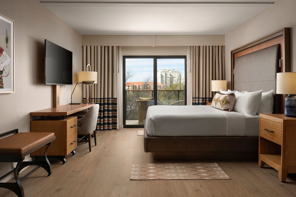 Marriott Plaza San Antonio - photo 10
