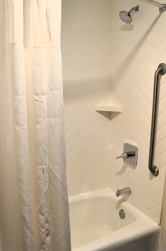 Fairfield Inn & Suites Jacksonville Airport - photo 16