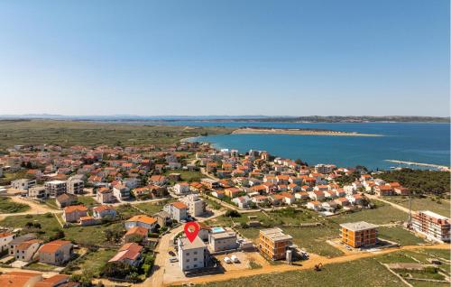 Beautiful Apartment In Povljana — 4-Star Luxury Hotel in Povljana, Croatia
