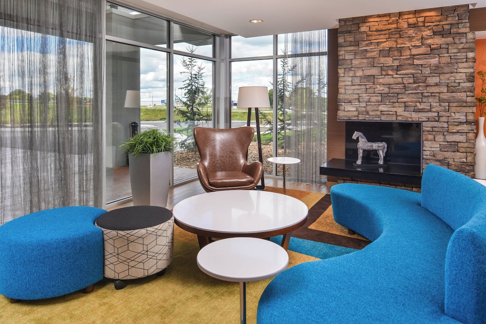 Fairfield Inn Suites By Marriott Warrensburg — Warrensburg