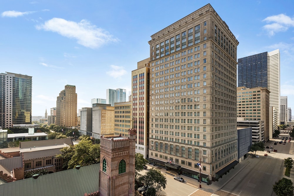 Magnolia Hotel Houston A Tribute Portfolio Hotel - photo 97