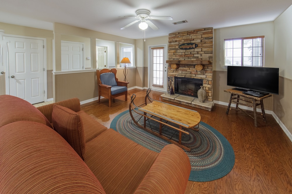 Holiday Inn Club Vacations Resort Lake Palestine - photo 4