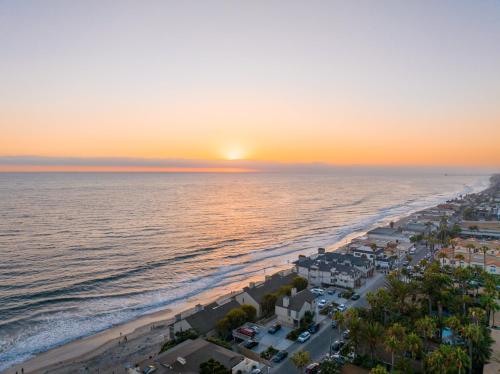 A Wave From It All — Carlsbad — photo 2