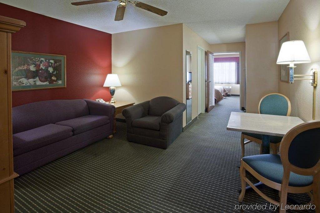 GrandStay Hotel & Suites Stillwater - photo 5
