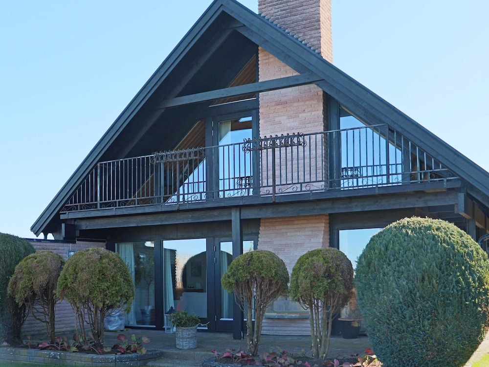8 person holiday home in Förslöv By Traum — 4-Star Luxury Hotel in Foersloev, Sweden