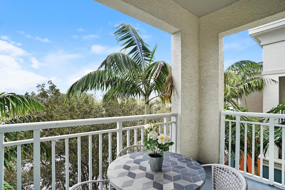 Dharma Home Suites South Miami at Red Road Commons - photo 69