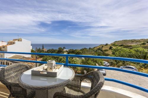 CoolHouses Algarve Luz 2 Bed top floor flat amazing sea view central. Delicia do Sol — 4-Star Luxury Hotel in Luz, Portugal