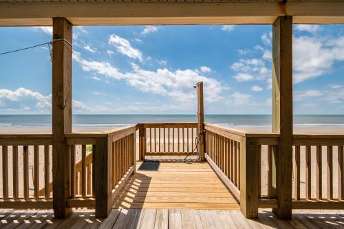Dip Inn by Oak Island Accommodations - photo 34