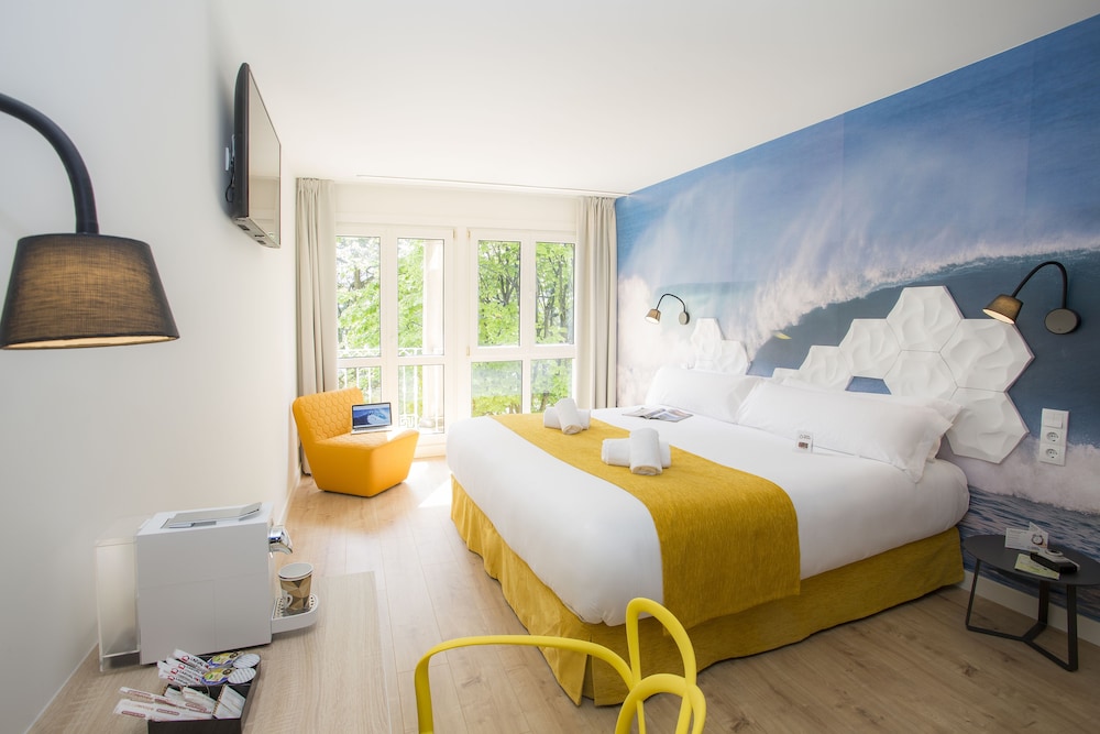 Casual de las Olas San Sebastian Hotel in San Sebastian, Spain