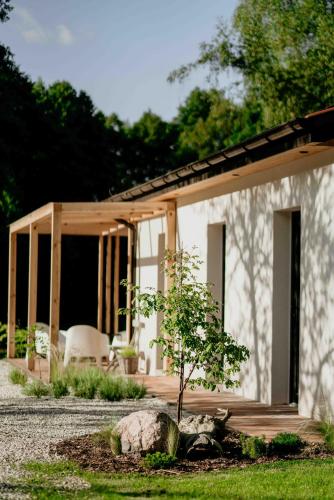 Balia I Las Domek Nad Jeziorem Morelife House 20393006 — Tuczno