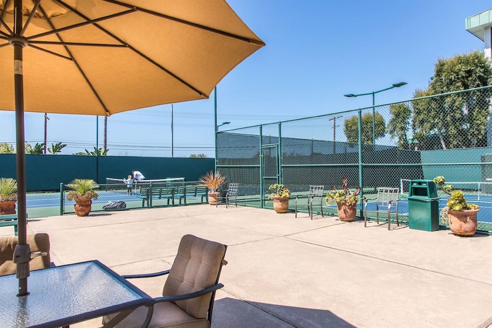 Winners Circle Resort - photo 25