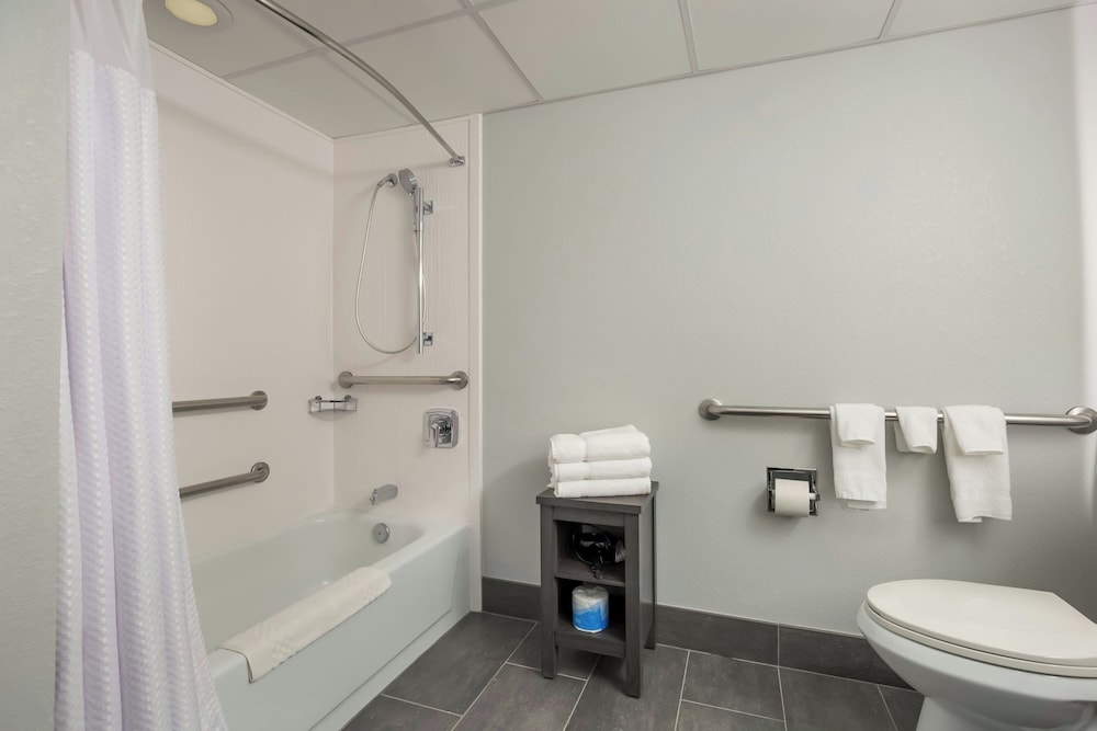 Courtyard by Marriott Rockaway Mount Arlington - photo 18