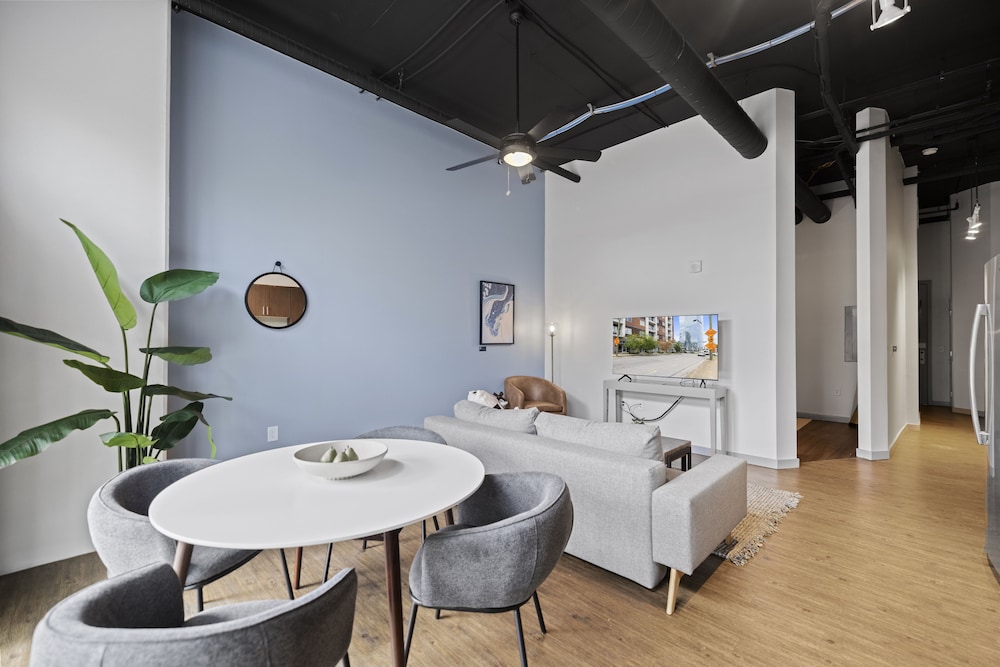 Placemakr Music Row - photo 42