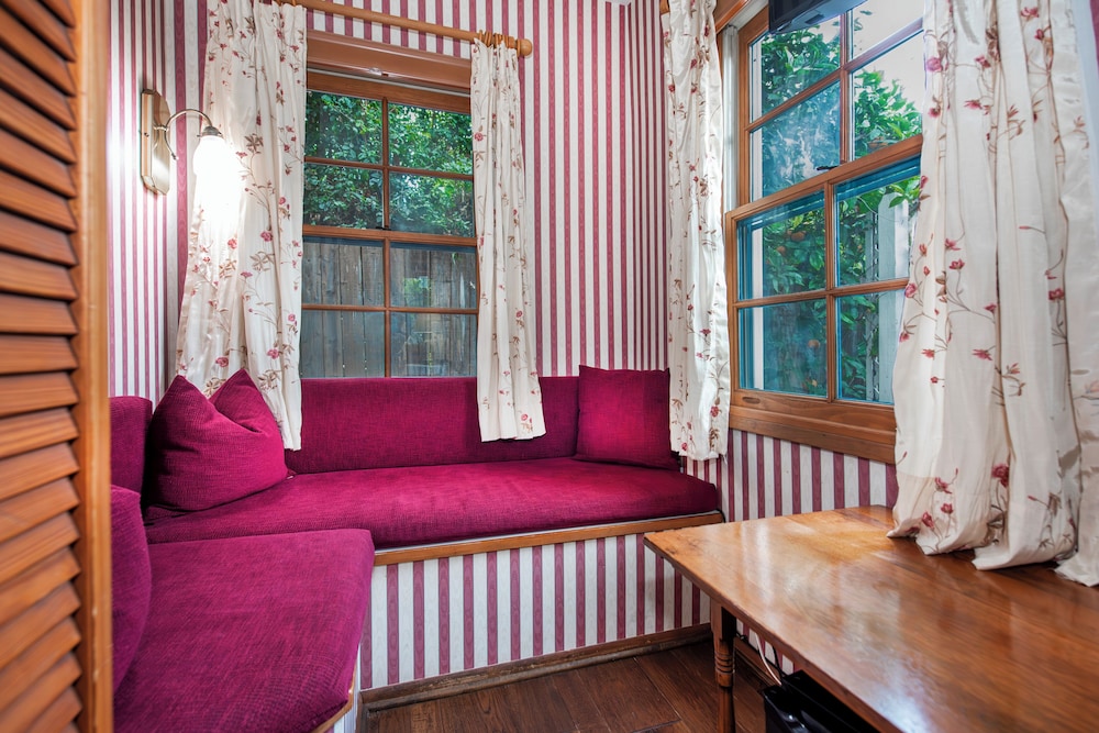 Bath Street Inn - photo 20