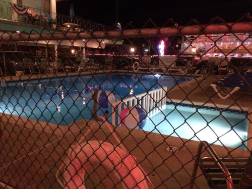 Crystal Sands Motel - photo 44