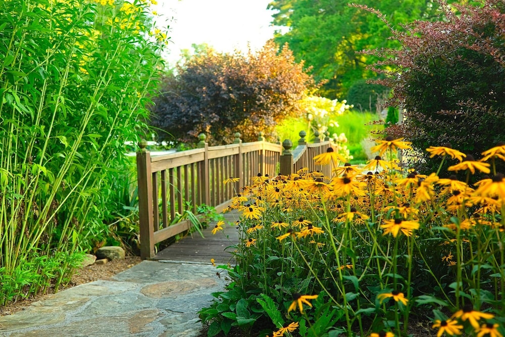 Azalea Garden Inn - photo 45