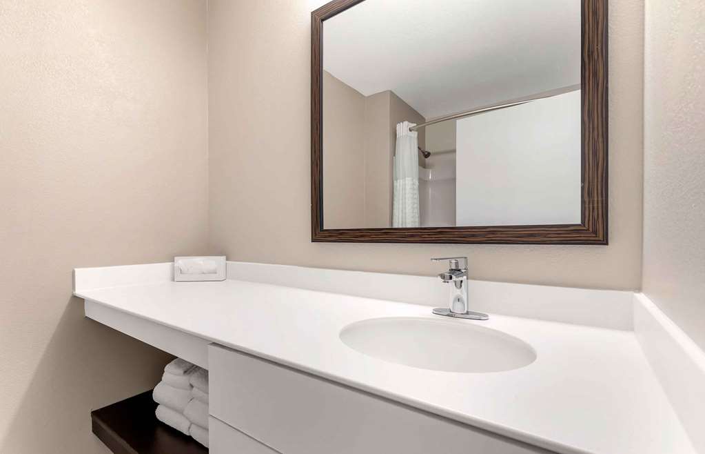 Extended Stay America Suites Washington DC Tysons Corner - photo 11