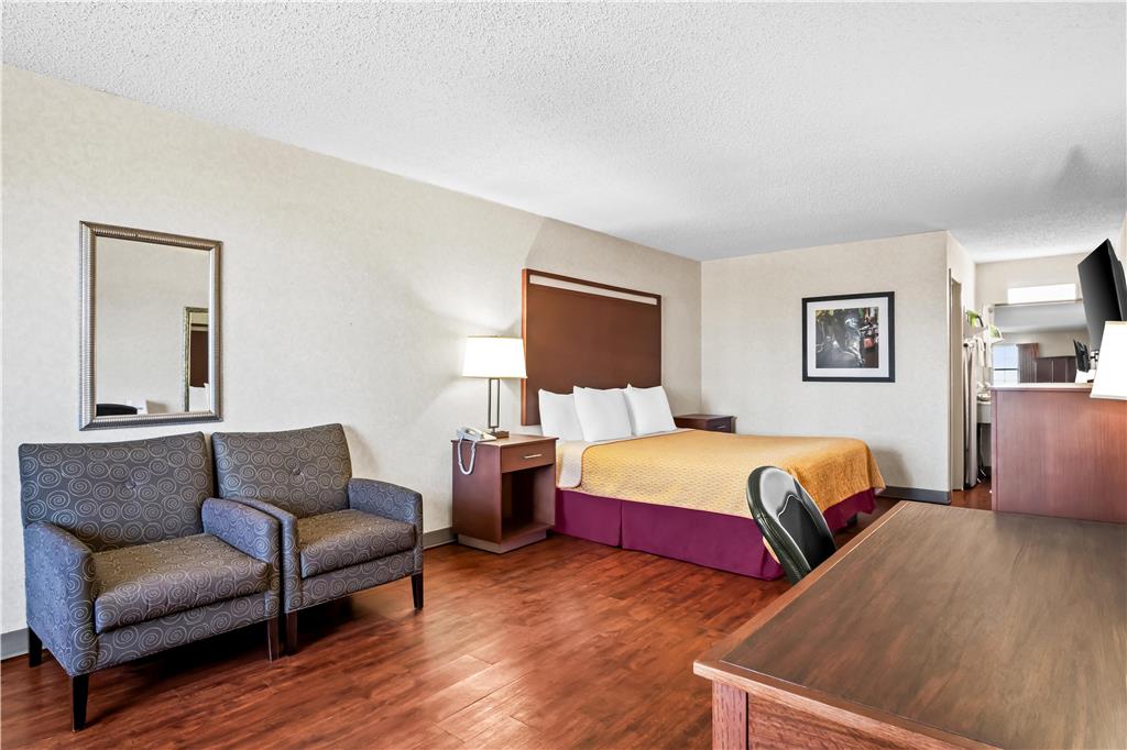 Americas Best Value Inn Midlothian Cedar Hill - photo 9