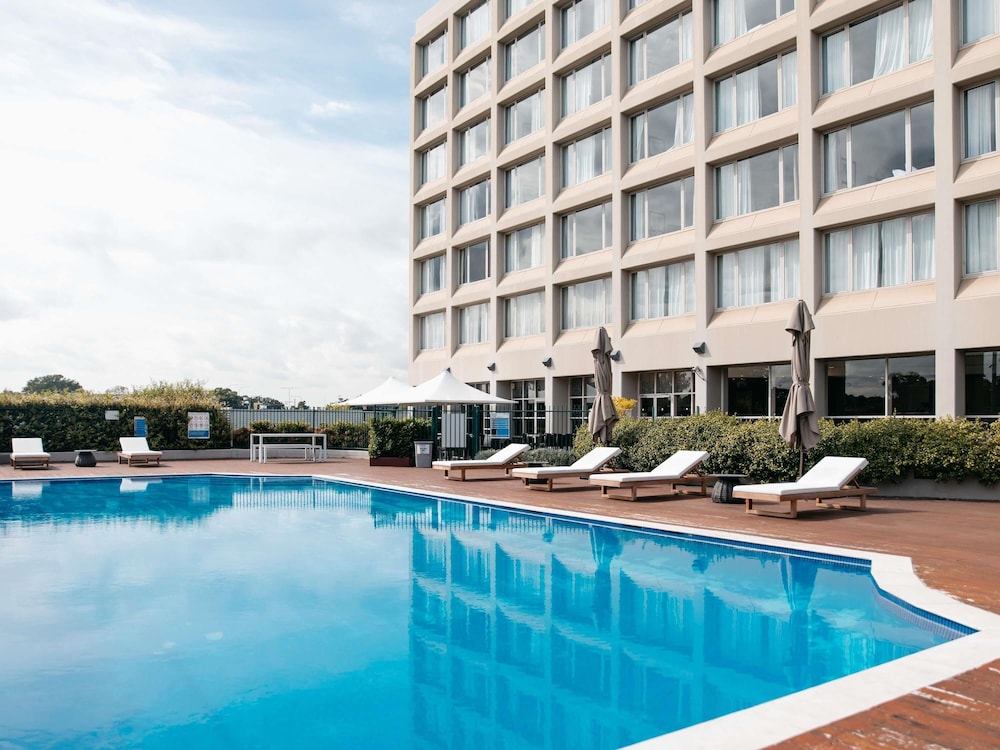 Mercure Sydney Parramatta — Rosehill