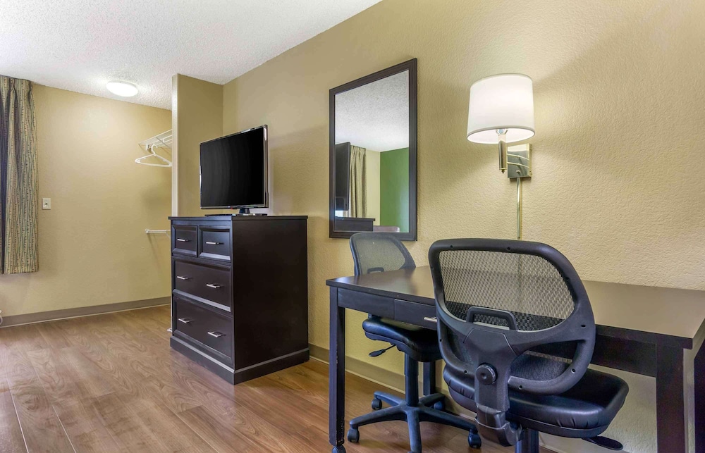 Extended Stay America Suites Seattle Kent - photo 16