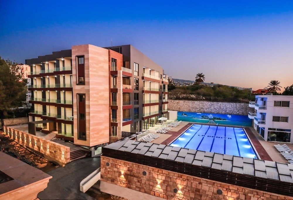 La Bonita - last minute hotel in Jbail