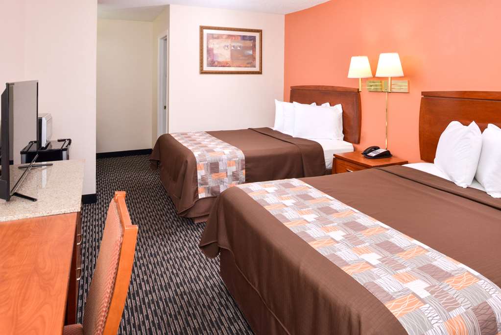 Americas Best Value Inn Sullivan - photo 13