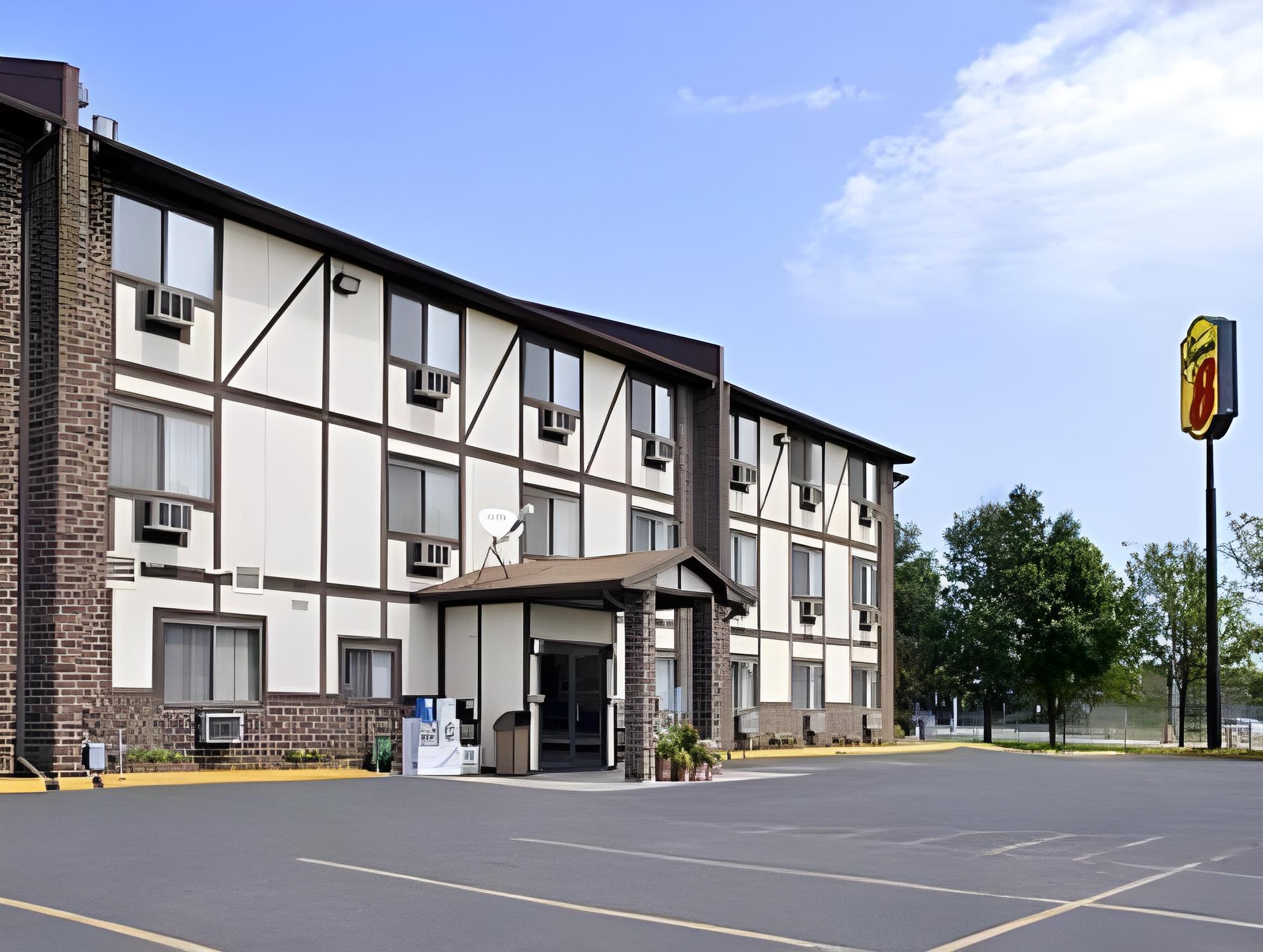 Boarders Inn & Suites by Cobblestone Hotels Waterloo Cedar Falls - photo 18