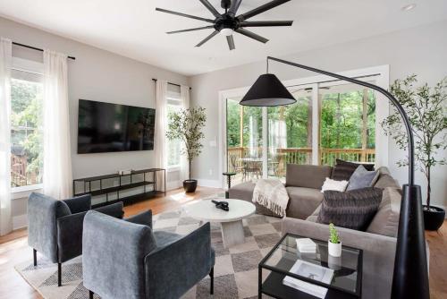 Aquarius Rising — 4-Star Luxury Hotel in Atlanta, United States