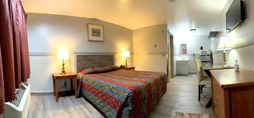 Emerald Best Motel - photo 3