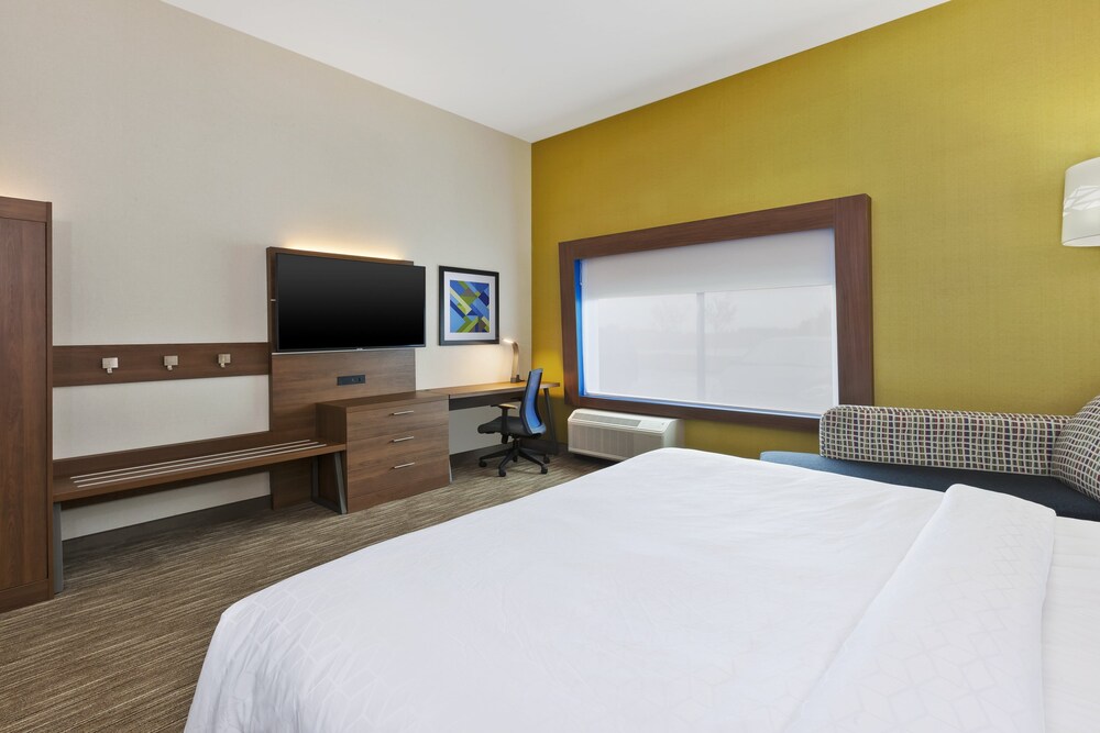 Holiday Inn Express & Suites Painesville Concord by IHG - photo 7
