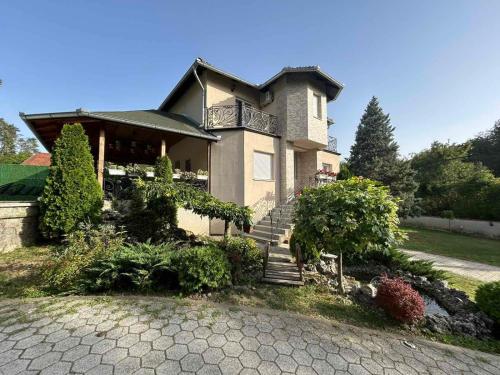 Green Leaf in Vrbas, Serbia