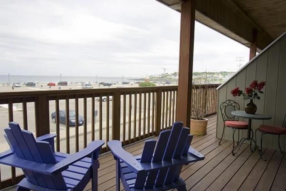 Sands by the Sea Motel - photo 42