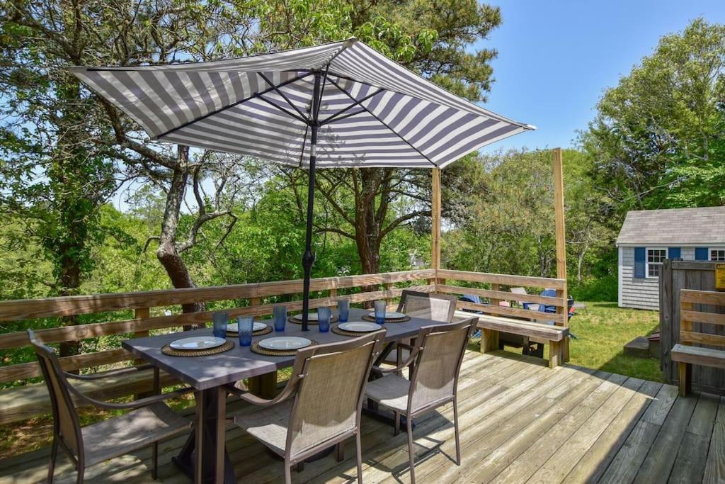 Beautiful Home Close to Ponds and Beach — 4-Star Luxury Hotel in Brewster, United States