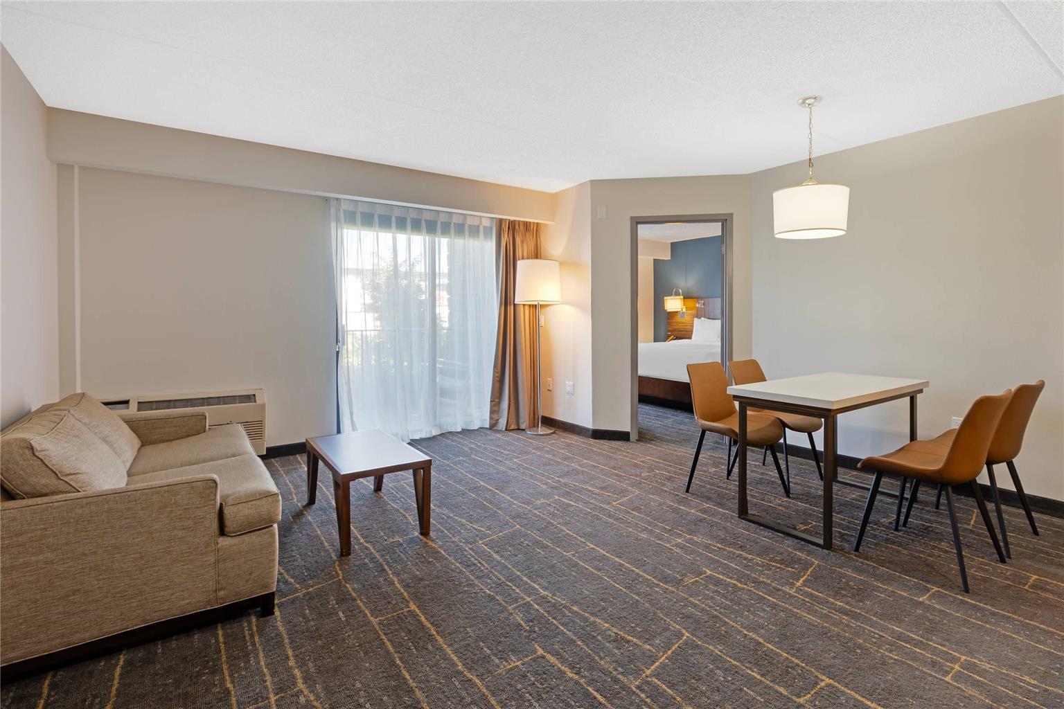The Lux Hotel & Conference Center an Ascend Collection Hotel - photo 24