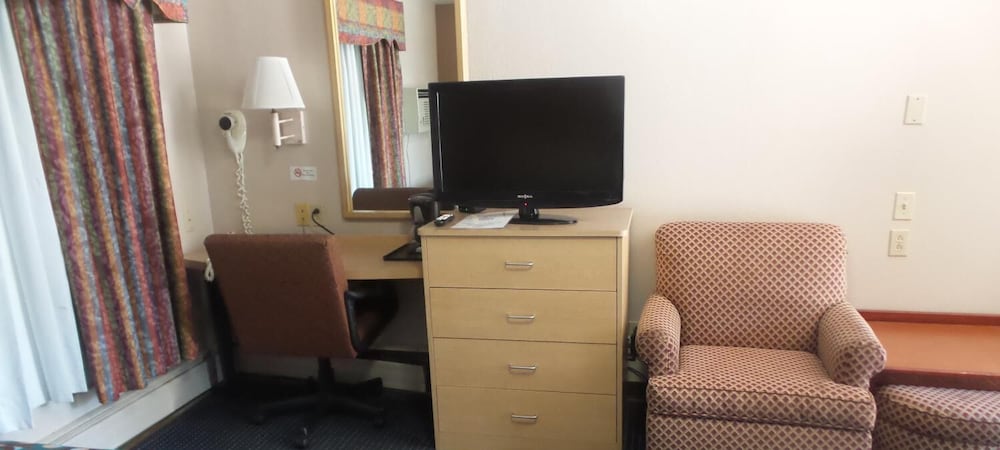 River's Edge Motel - photo 12