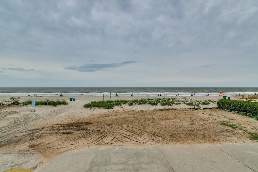 Sea Hawk Motel - photo 47