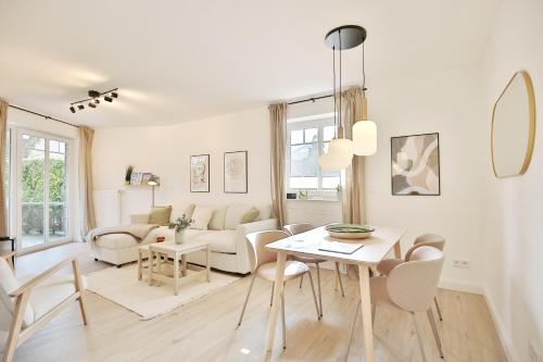 Villa am Meer Strandallee 48 App 04 — 4-Star Luxury Hotel in Timmendorfer Strand, Germany