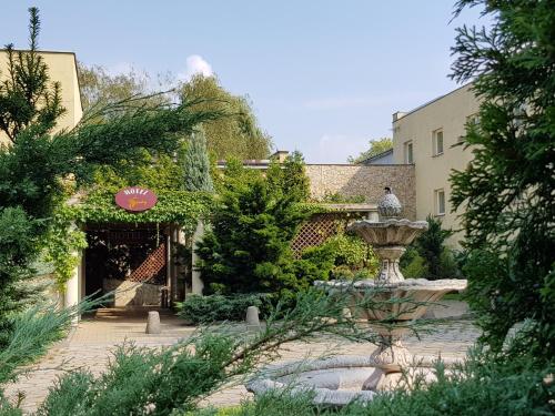 Hotel Trzy Światy Spa & Wellness Rajska WySpa in Gliwice, Poland