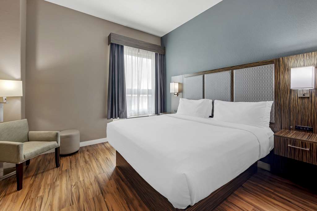 Best Western Plus Pflugerville - photo 18