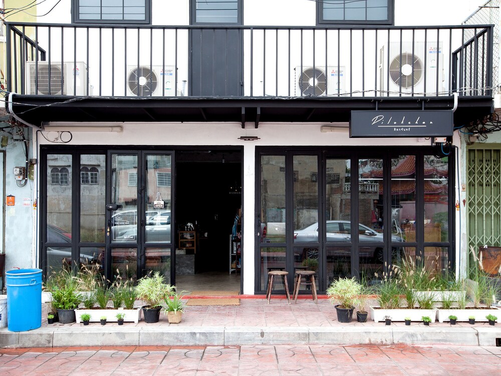 Dilokchan Hostel