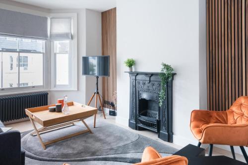 Elephant & Oxpecker 2 Bedrooms in Fulham — 4-Star Luxury Hotel in London, United Kingdom